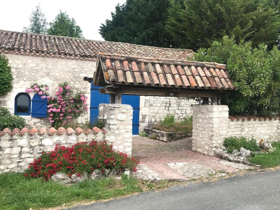 Gites De Lartigue Anthé Exterior photo